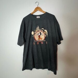 Vintage Disney World 2001 Mickey Graphic Tee Gray Oversized Unisex Shirt Size XL